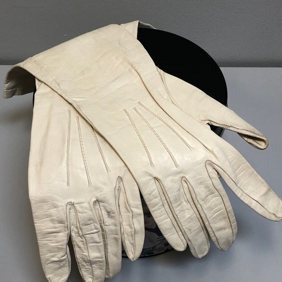 Vintage 50s Milore Kid Leather Gloves, Retro Cream Gloves, Sz  6 1/2 - Picture 4 of 10